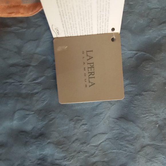 La Perla Lace peach bra 36A - Picture 3 of 8